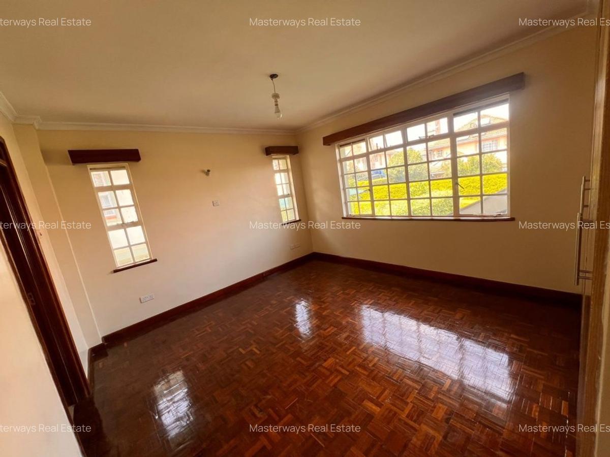 4 Bed Townhouse with En Suite in Runda - 3