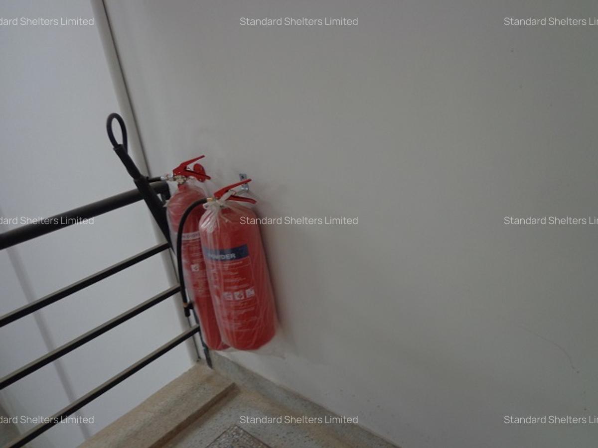 Warehouse with Service Charge Included in Mombasa Road - 14