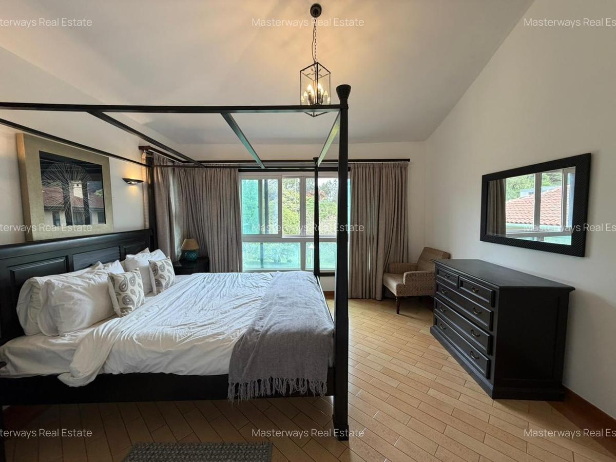 3 Bed Townhouse with En Suite in Kyuna - 9