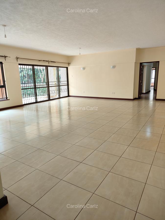 4 Bed Apartment with En Suite at Brookside Drive - 2