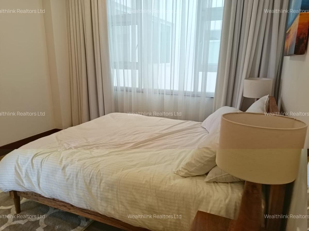 3 Bed Apartment with En Suite at Parklands - 10