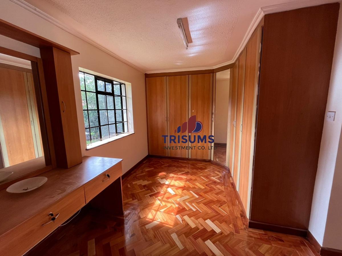 4 Bed Townhouse with En Suite at Westlands - 7