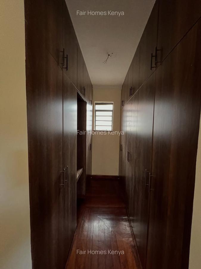 5 Bed Townhouse with En Suite at Convent Drive - 13
