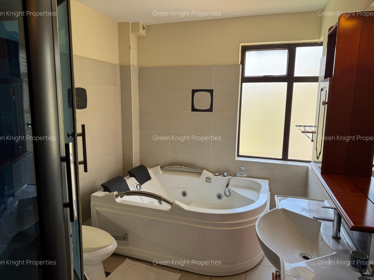 Serviced 3 Bed Apartment with En Suite in Kilimani - 5