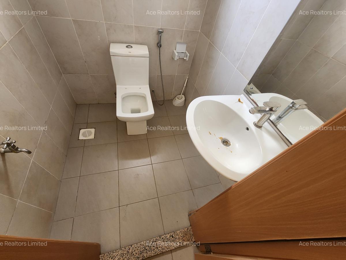 3 Bed Apartment with En Suite at Rhapta Road - 11