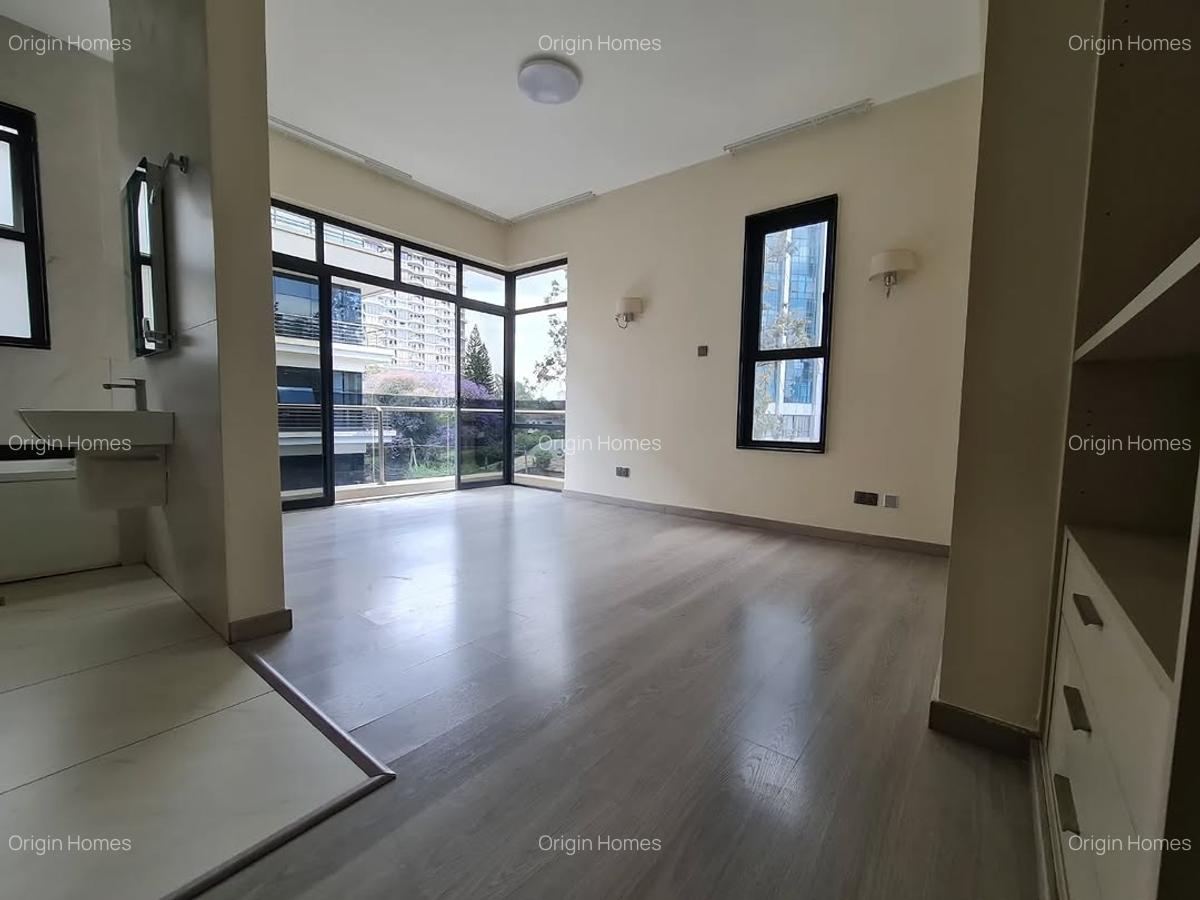 2 Bed Apartment with En Suite at Westlands - 6
