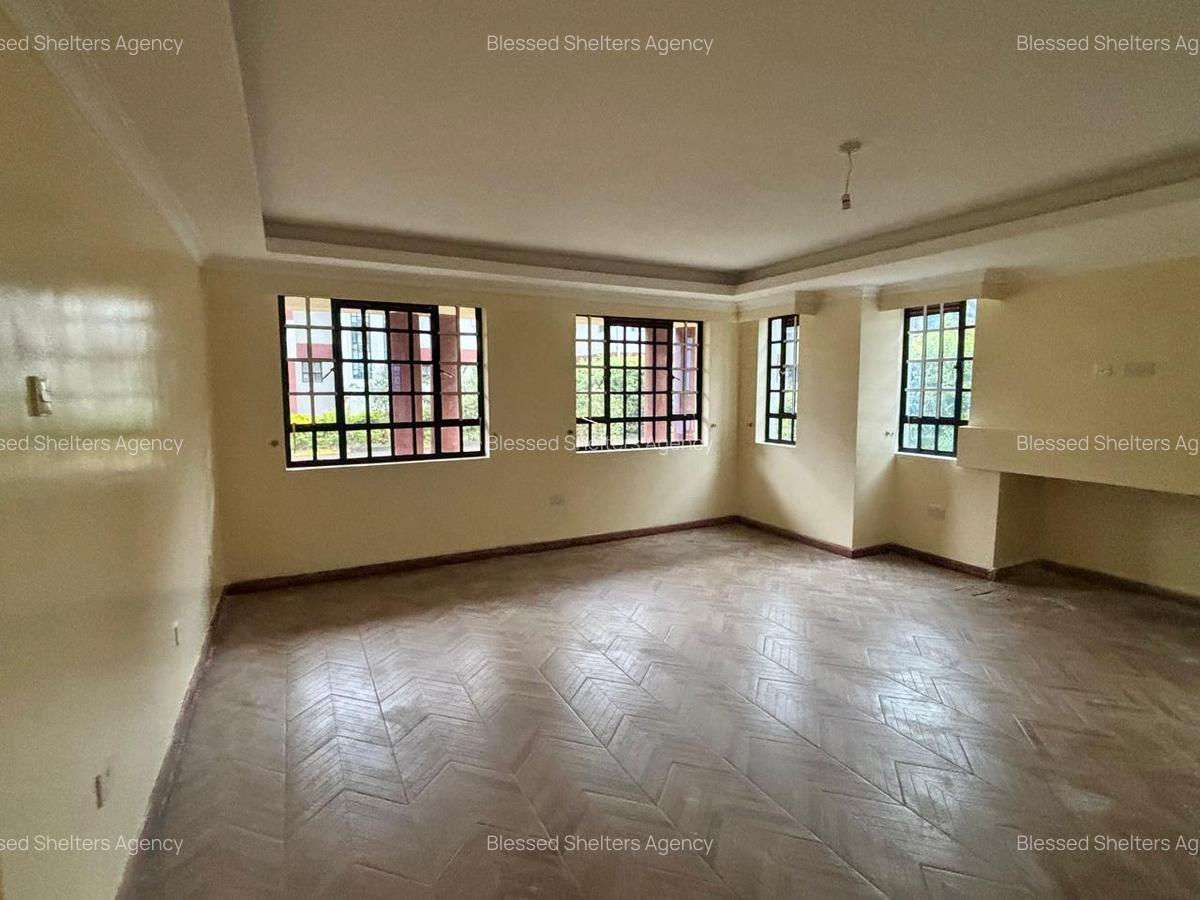 5 Bed Villa with En Suite in Kiambu Road - 15
