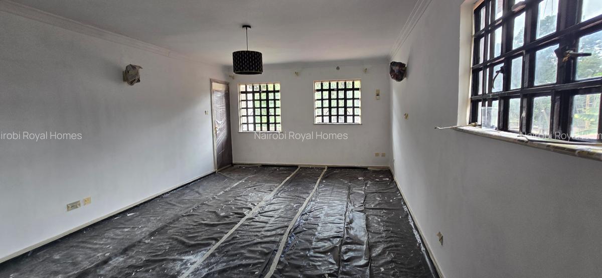 4 Bed Townhouse with En Suite at Muthangari Drive - 15