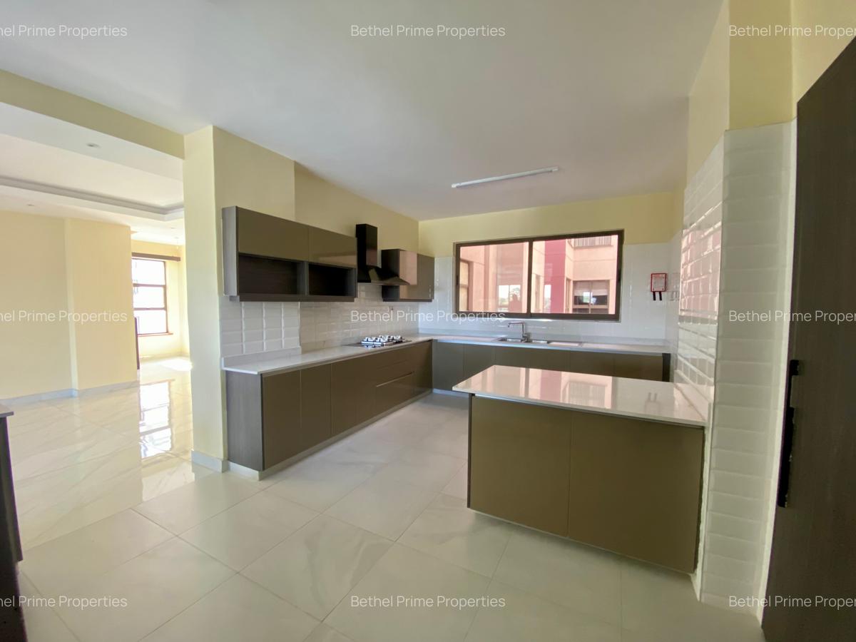 4 Bed Apartment with En Suite in General Mathenge - 7