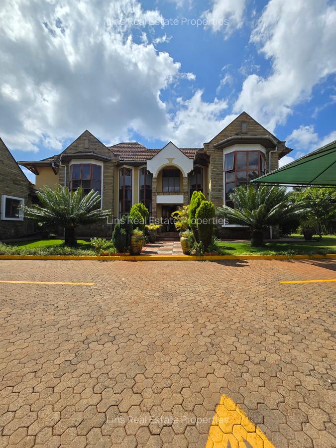 5 Bed Townhouse with En Suite in Runda - 1