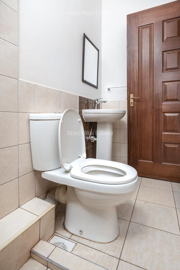 2 Bed Apartment with En Suite at Naivasha Road - 18