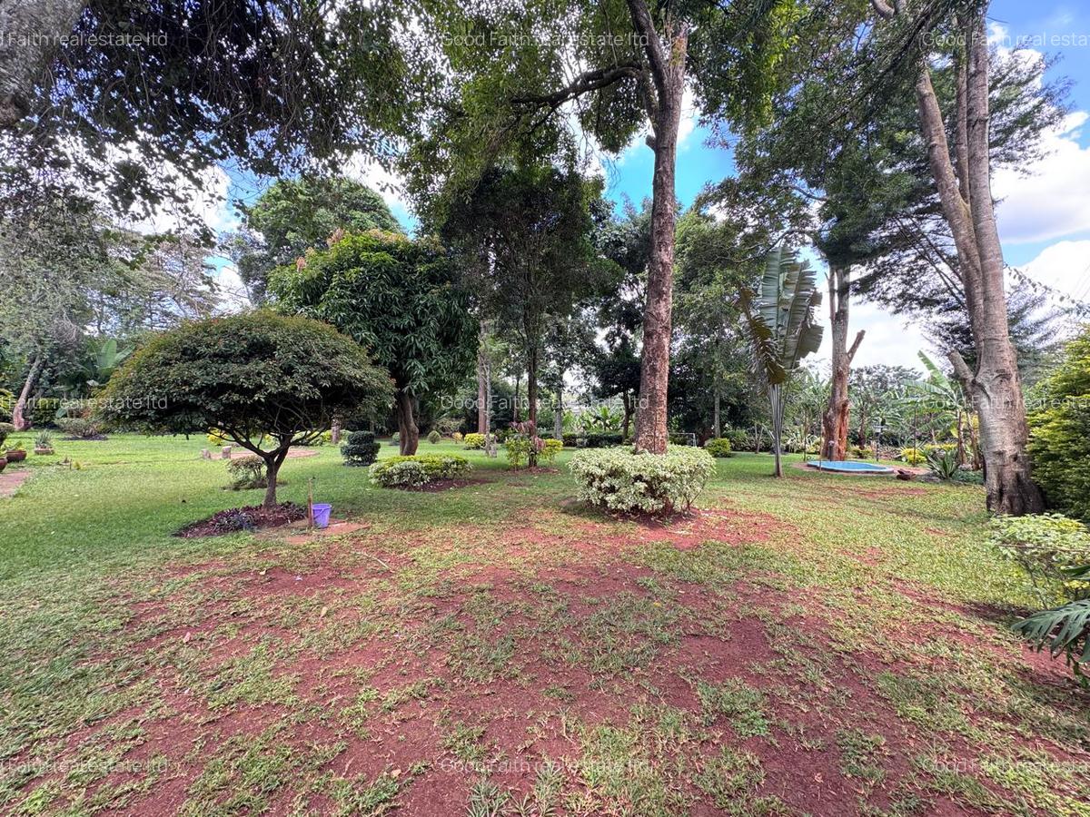 5 Bed House with En Suite in Runda - 9