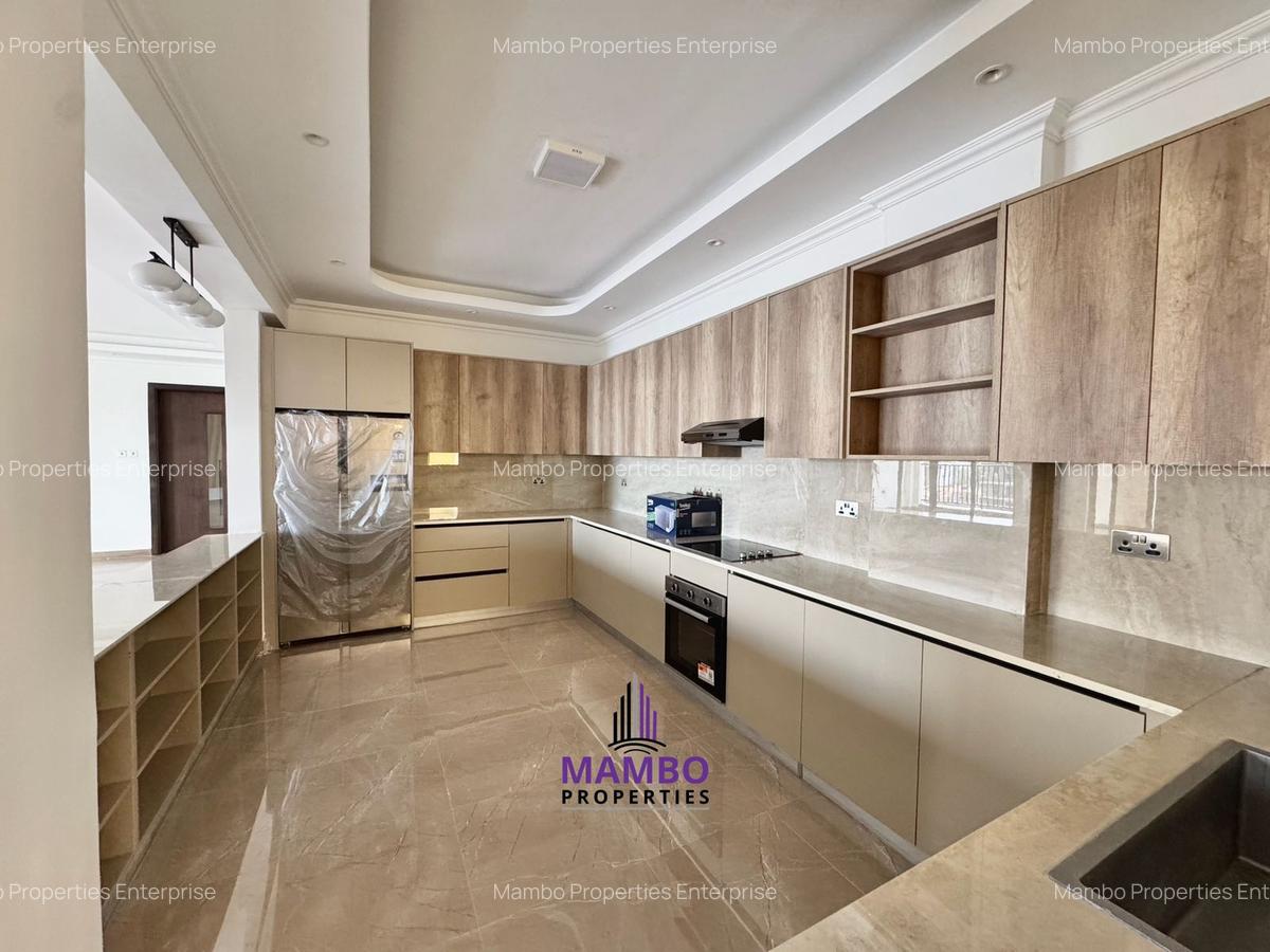 3 Bed Apartment with En Suite at Brookside Drive - 3