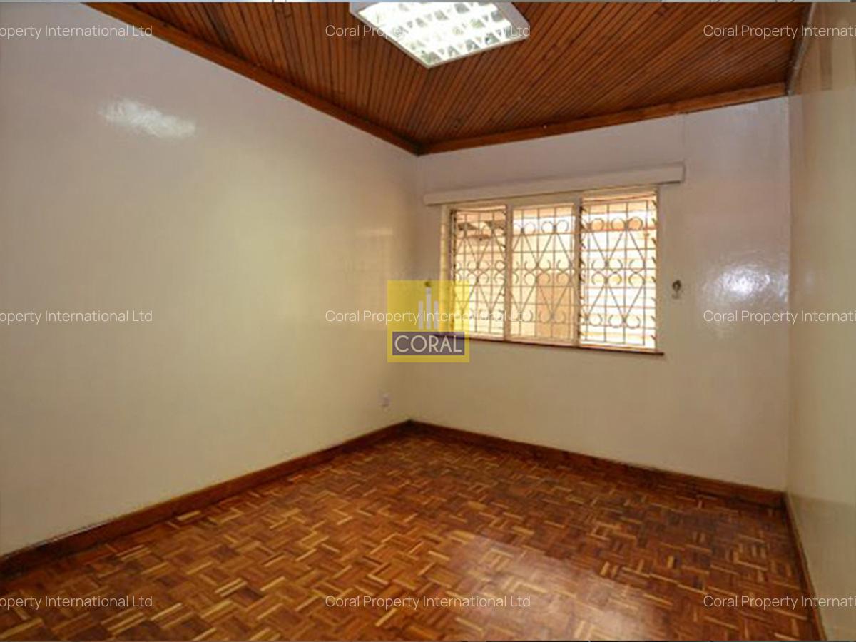 4 Bed Townhouse in Westlands Area - 14