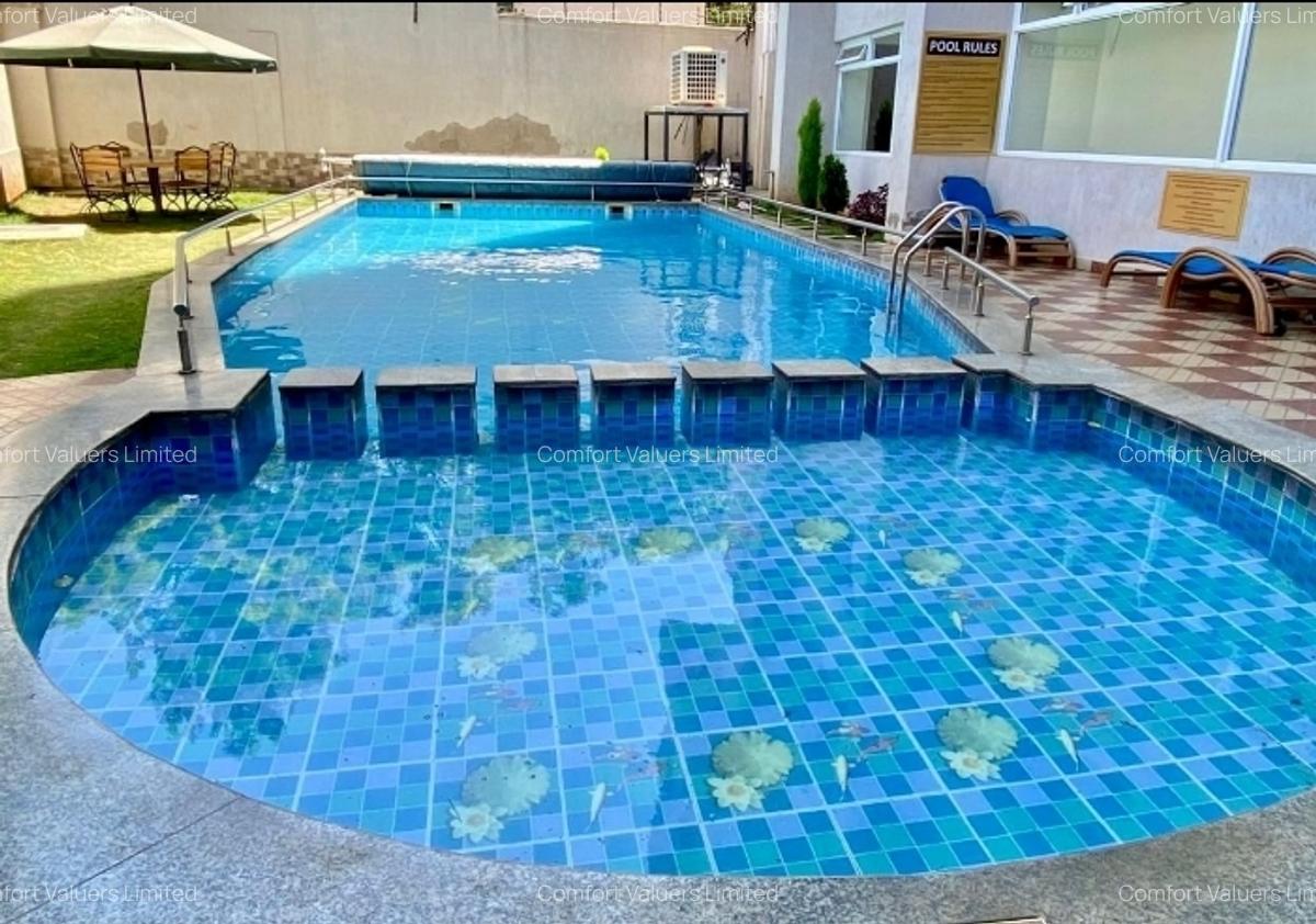 4 Bed House with En Suite at Valley Arcade - 8