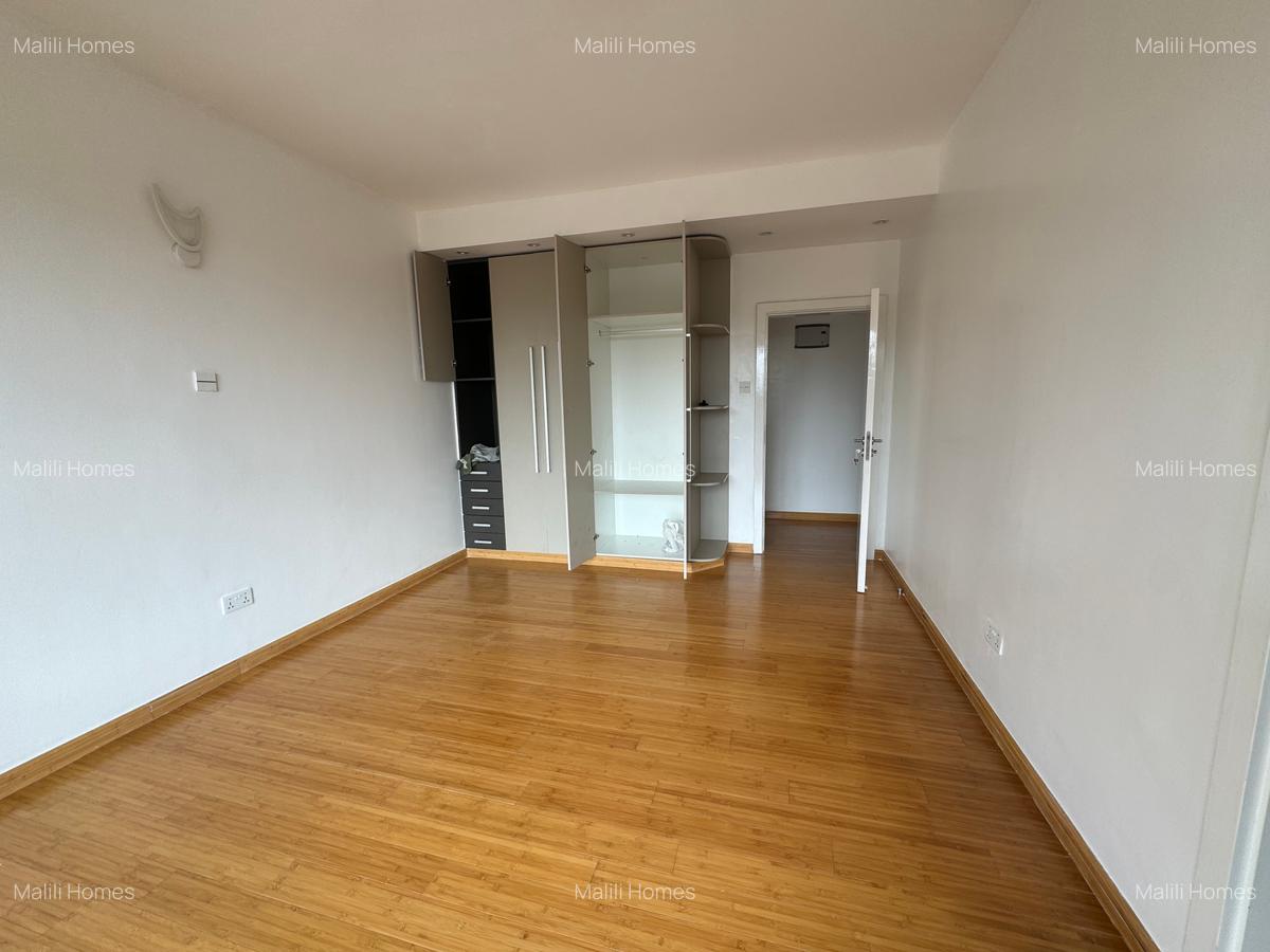3 Bed Apartment in Kileleshwa - 4