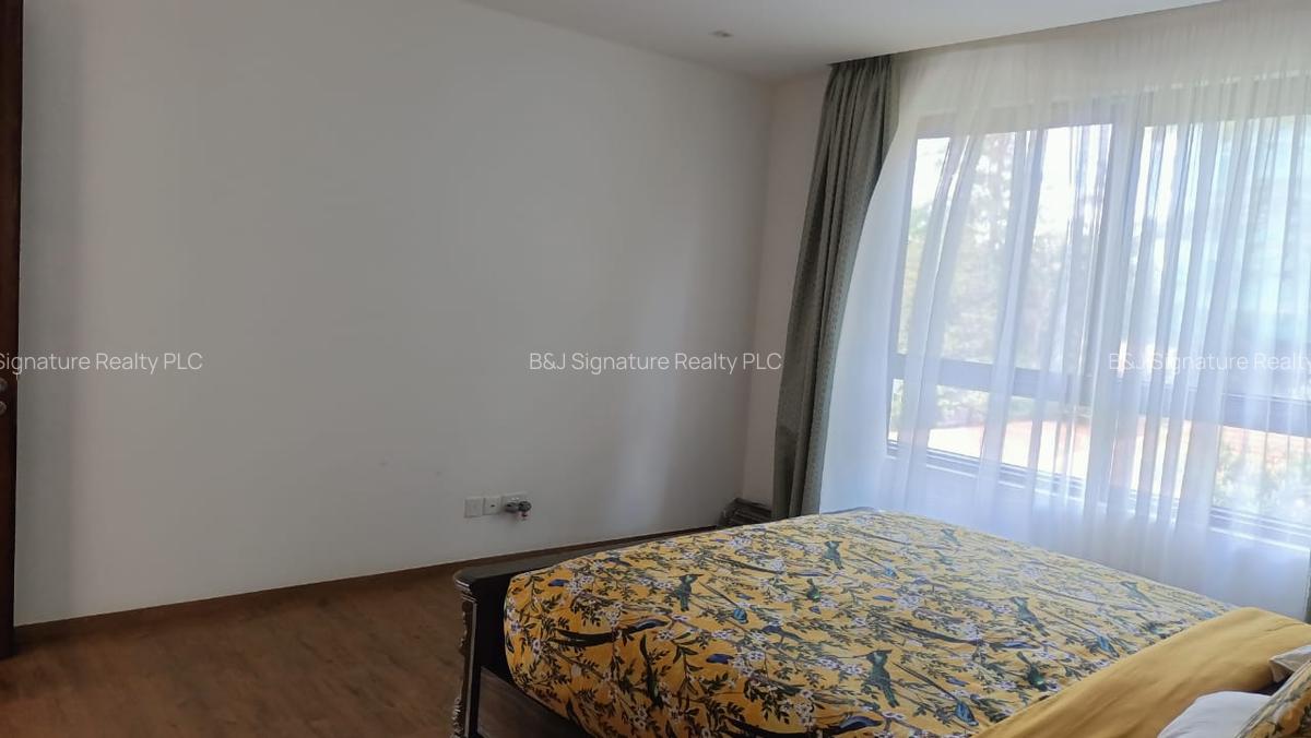 4 Bed Villa with En Suite in Westlands Area - 10