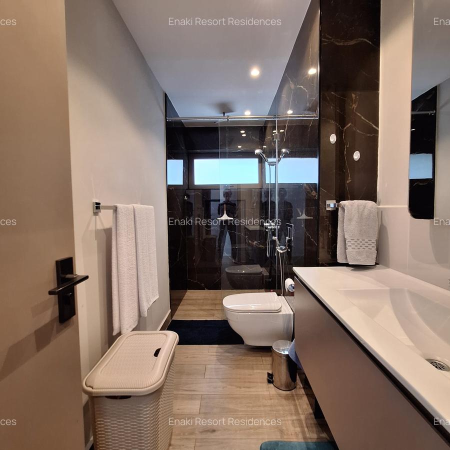 Furnished 2 Bed Apartment with En Suite at Red Hill Road - 9