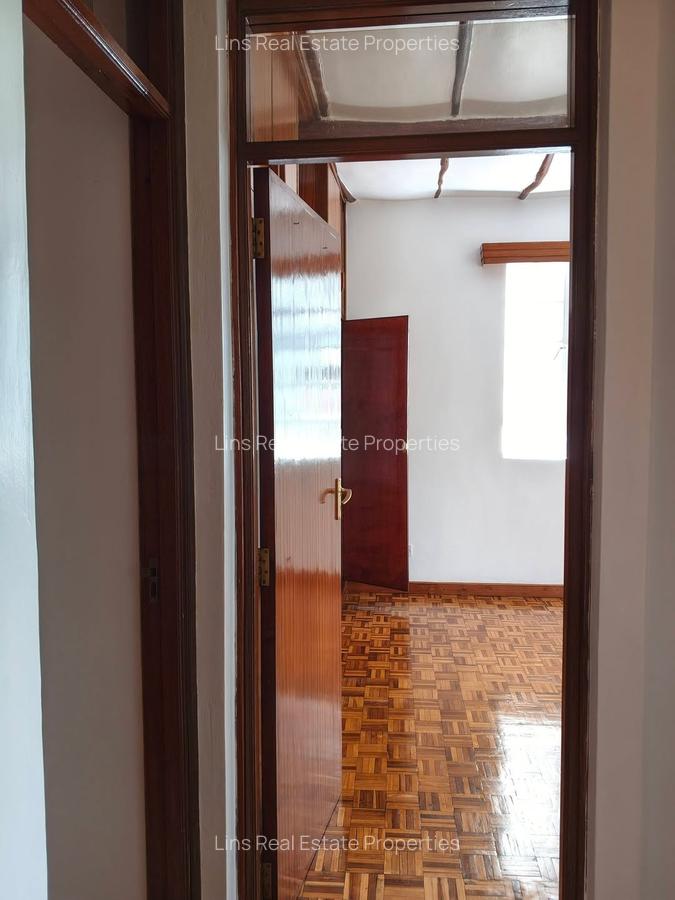 2 Bed Apartment with En Suite in Westlands Area - 9
