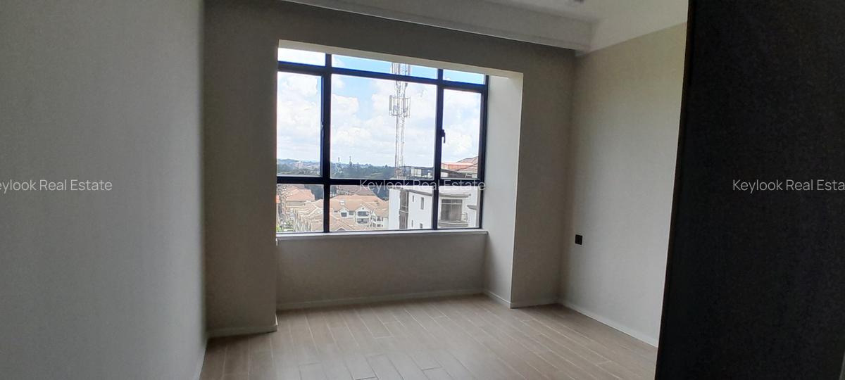 2 Bed Apartment with En Suite at Lavington - 9