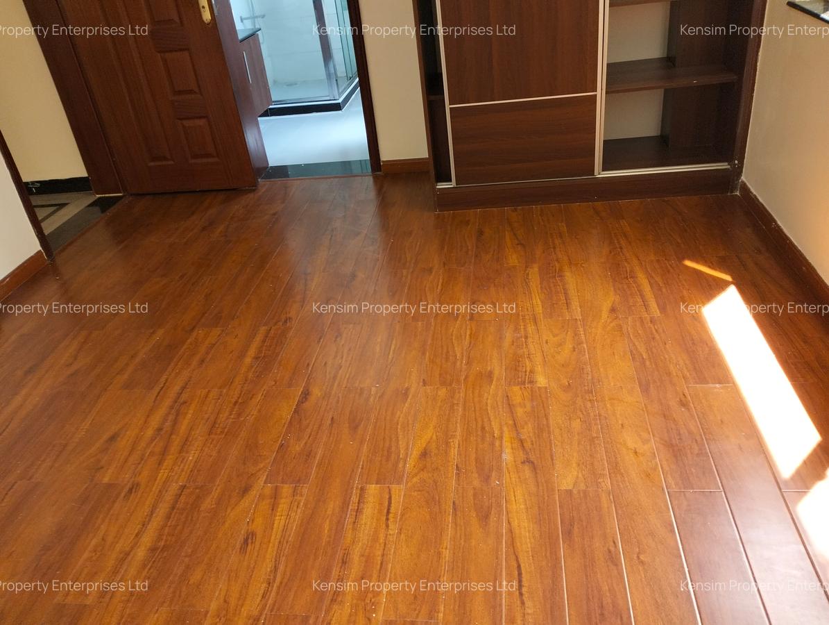 5 Bed Townhouse with En Suite in Lavington - 13