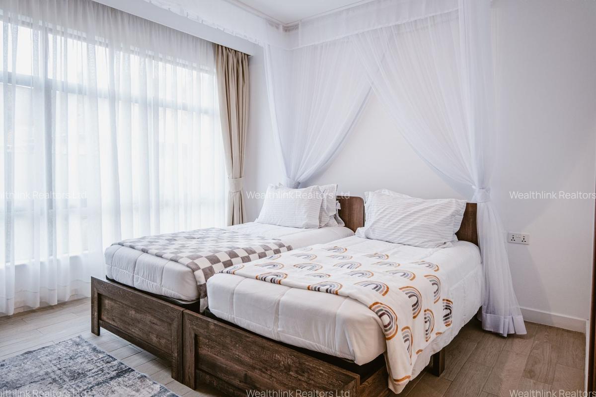 4 Bed Townhouse with En Suite at Two Rivers - 19