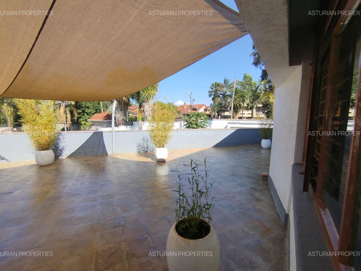 4 Bed Townhouse with En Suite in Runda - 8