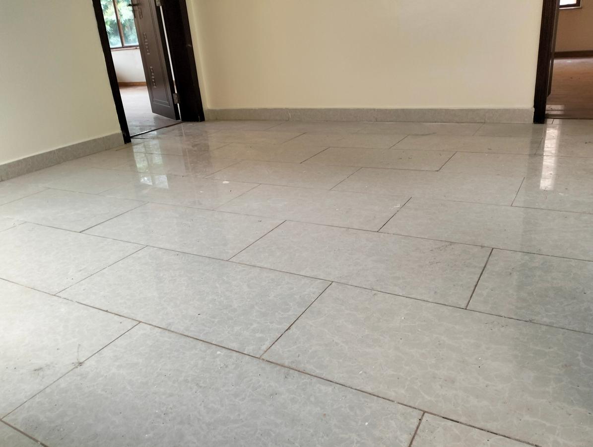 5 Bed Townhouse with En Suite in Westlands Area - 3