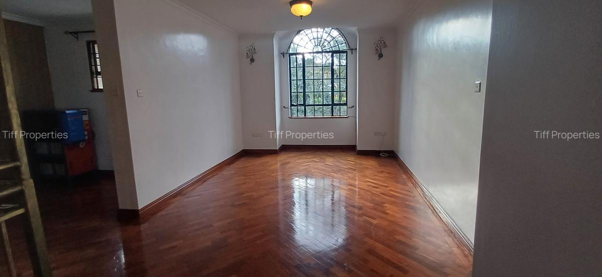 4 Bed Townhouse with En Suite in Runda - 16