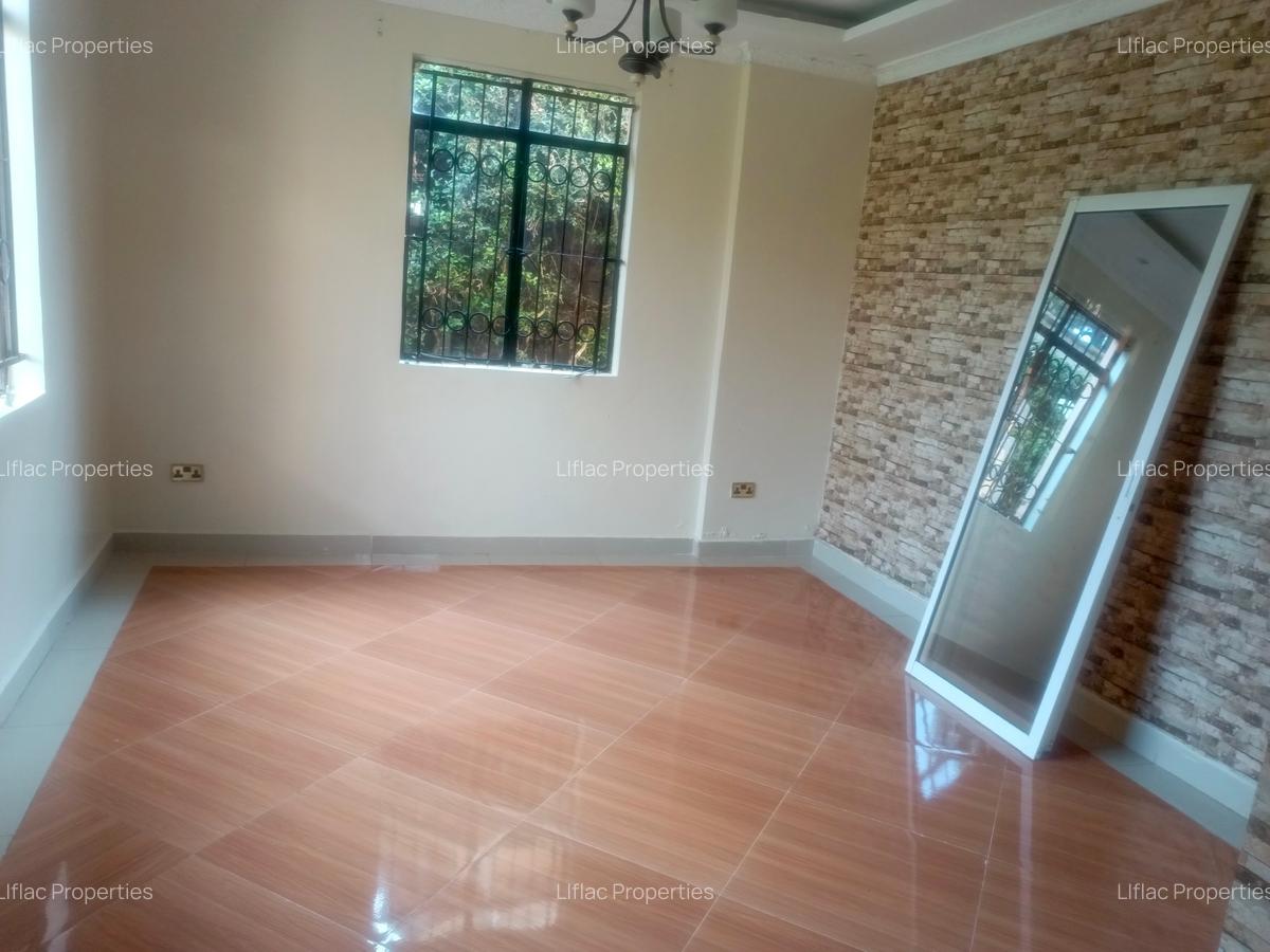 4 Bed House with En Suite in Runda - 15