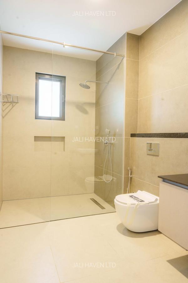 4 Bed Townhouse with En Suite in Langata - 15