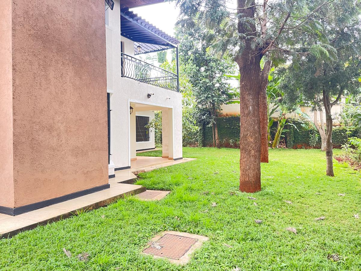 4 Bed Townhouse with En Suite in Kiambu Road - 2