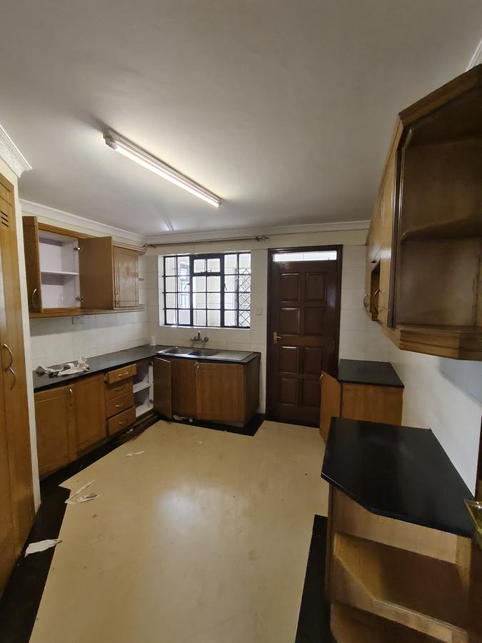3 Bed Apartment with Staff Quarters in Lavington - 3