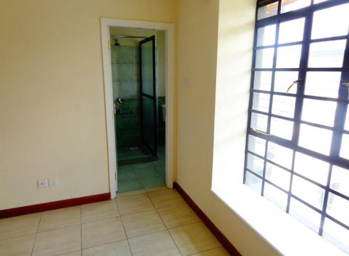 3 Bed Townhouse with En Suite at Mombasa Road - 7