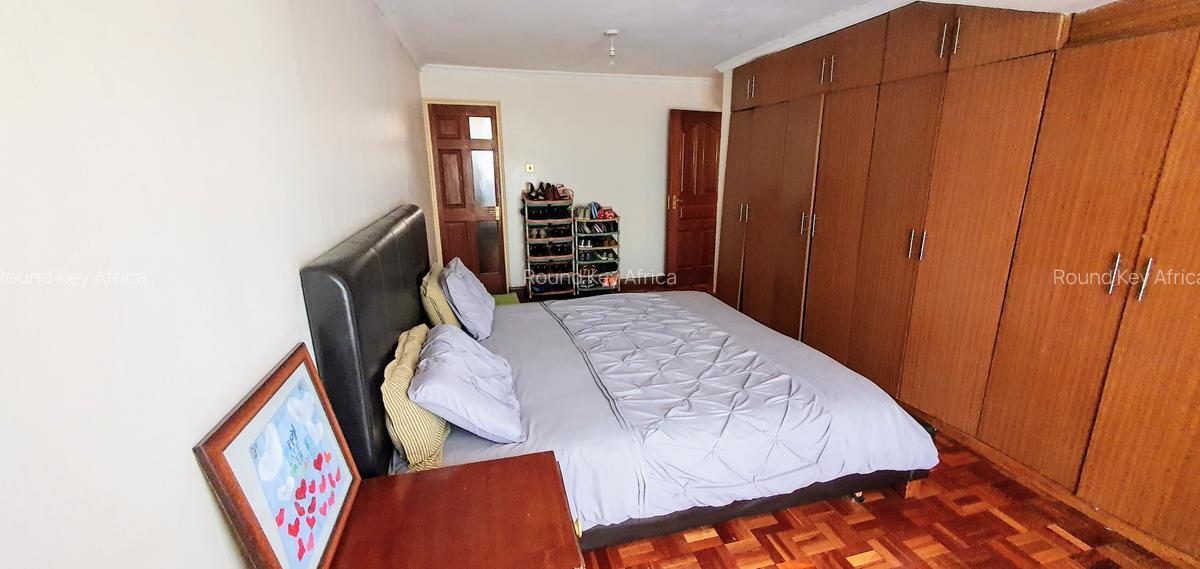 4 Bed Townhouse with En Suite at South C - 11