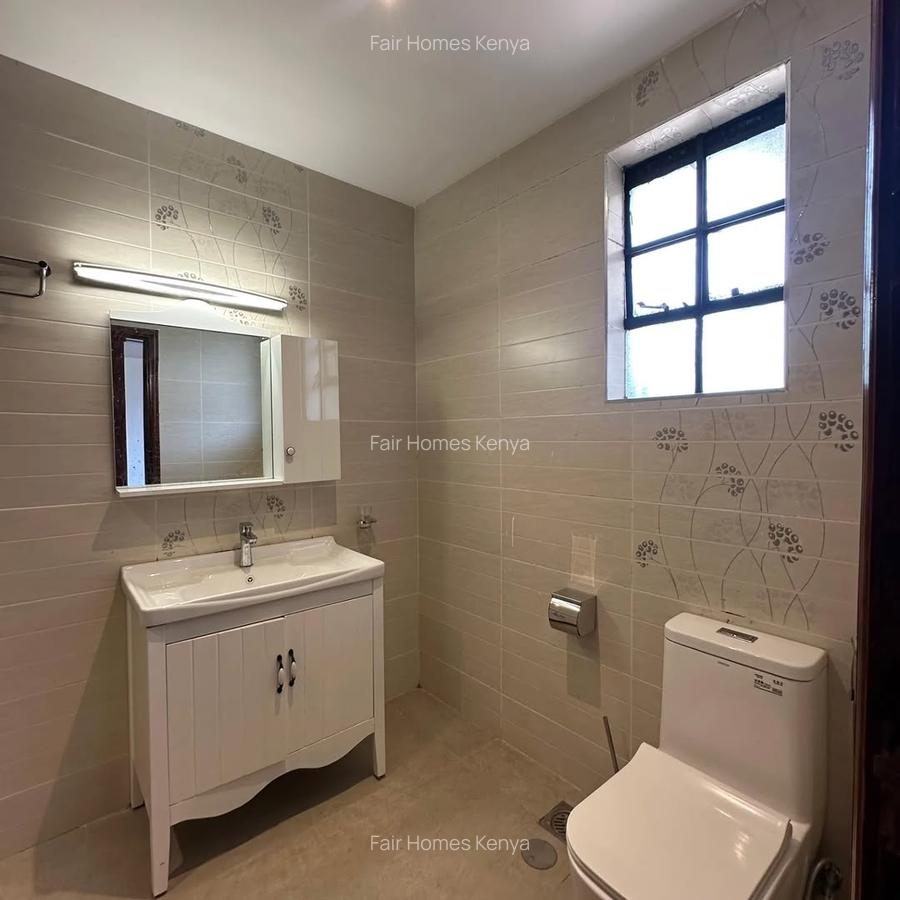 4 Bed Townhouse with En Suite at James Gichuru - 18