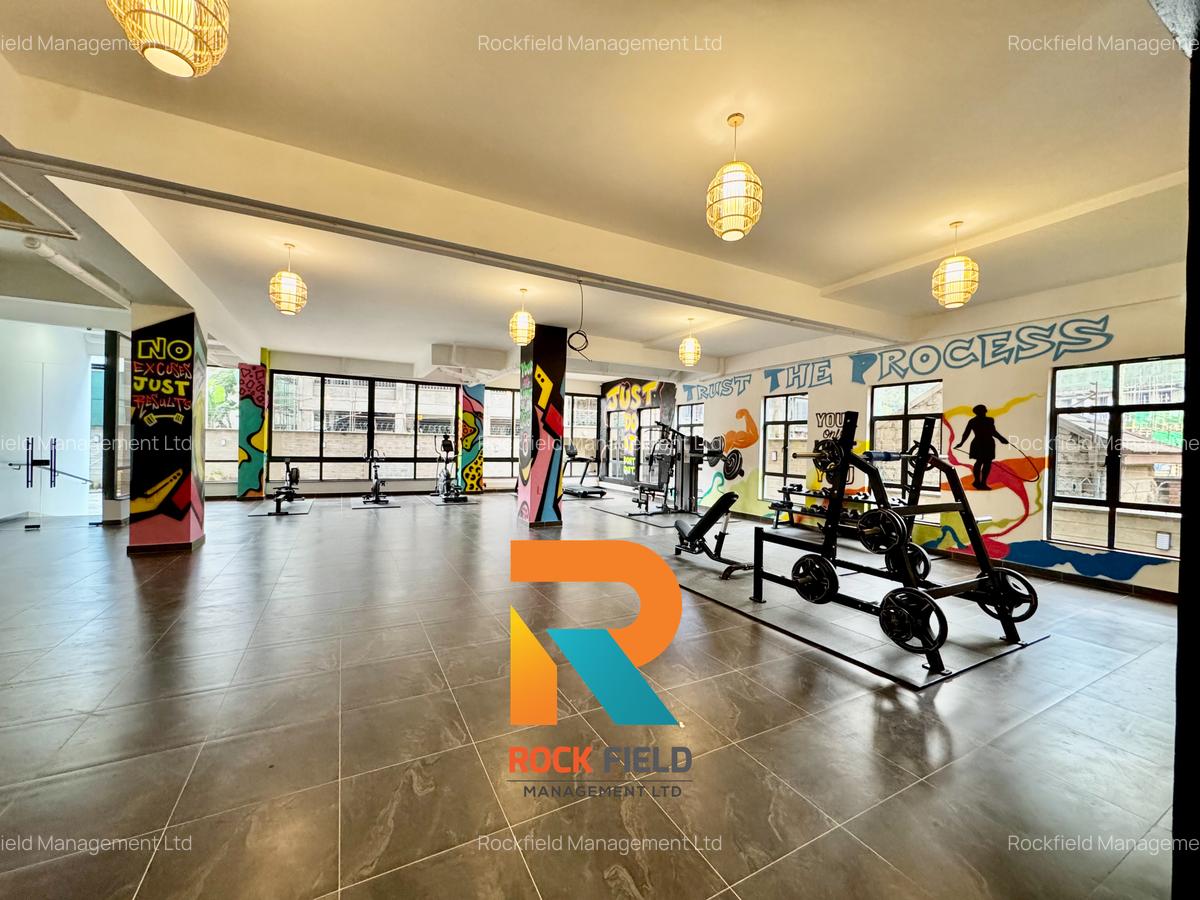 1 Bed Apartment with En Suite in Brookside - 1