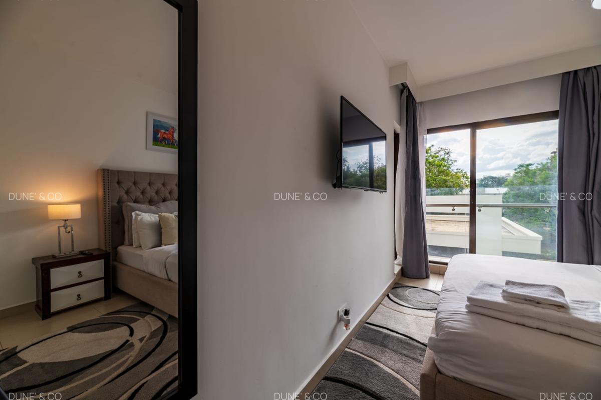 Serviced 1 Bed Apartment with En Suite in Lavington - 6