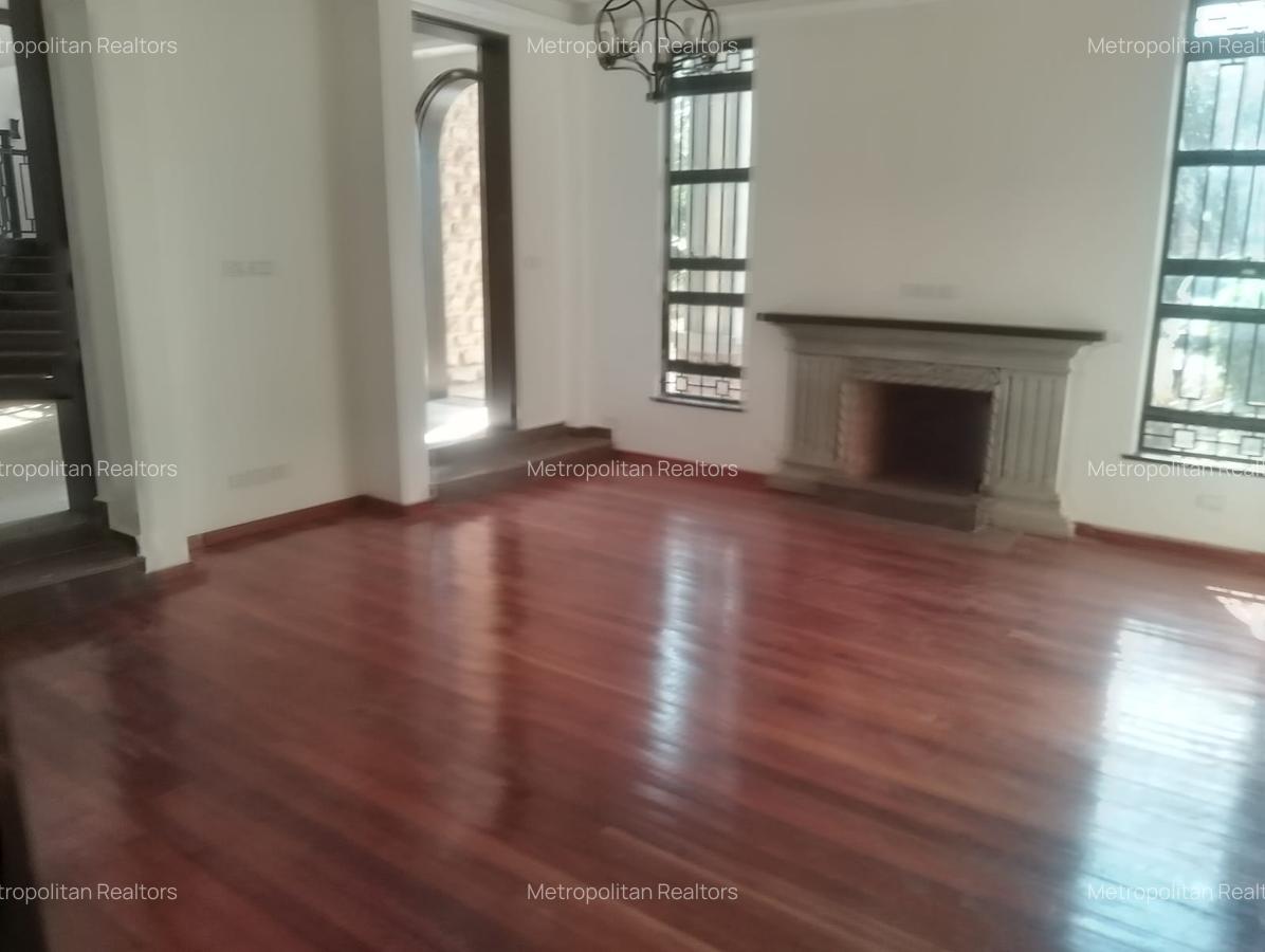 4 Bed Villa with En Suite at Ndege Road - 5