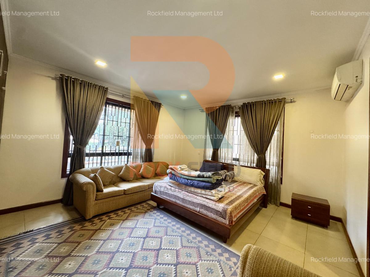 4 Bed Townhouse with En Suite at Peponi Road - 13