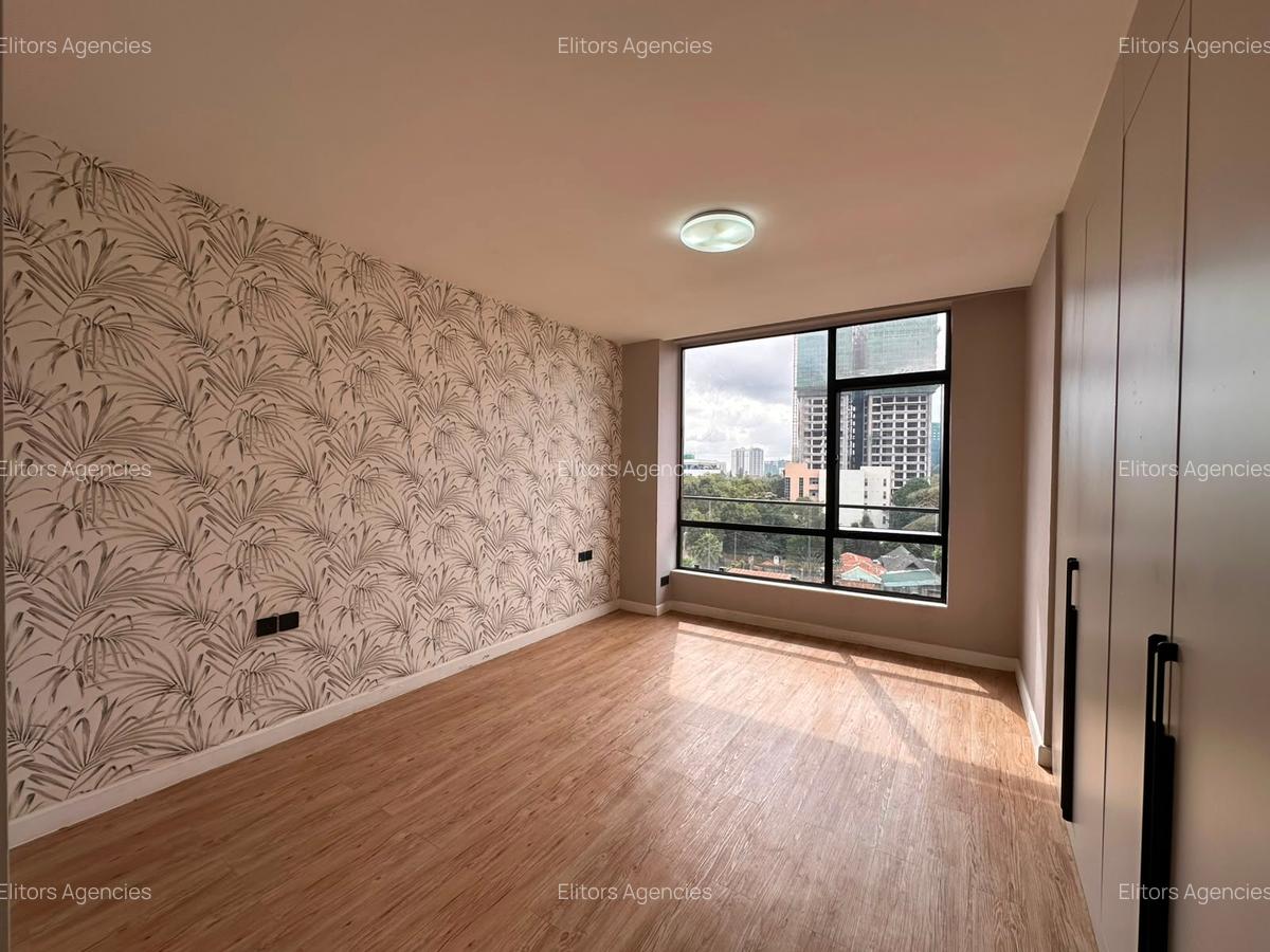 2 Bed Apartment with En Suite at Brookside Drive - 10