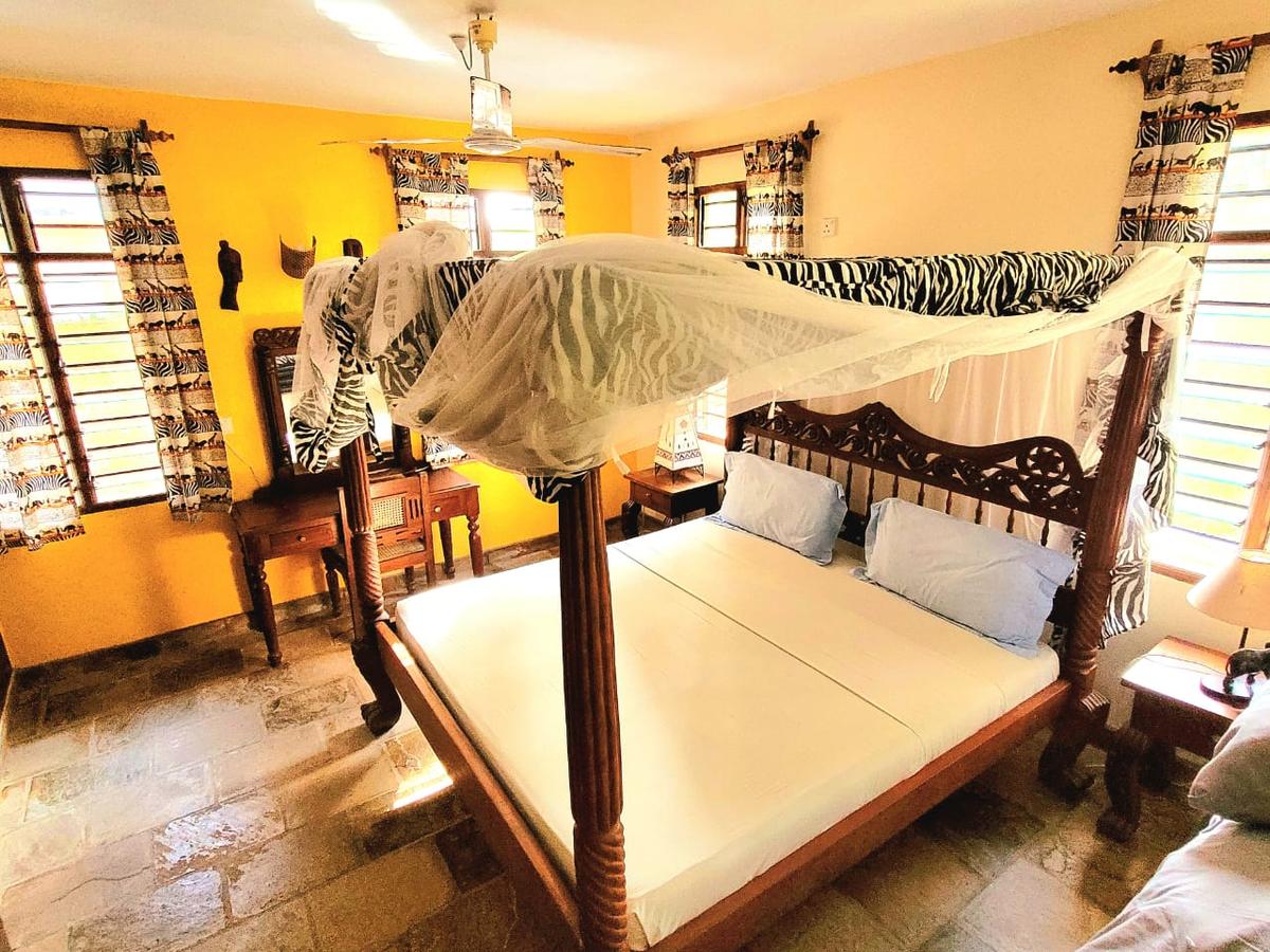 2 Bed Villa with En Suite in Diani - 7