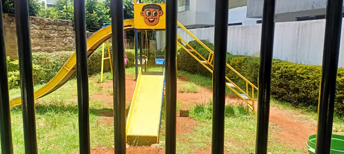 3 Bed Apartment with En Suite in Lavington - 9