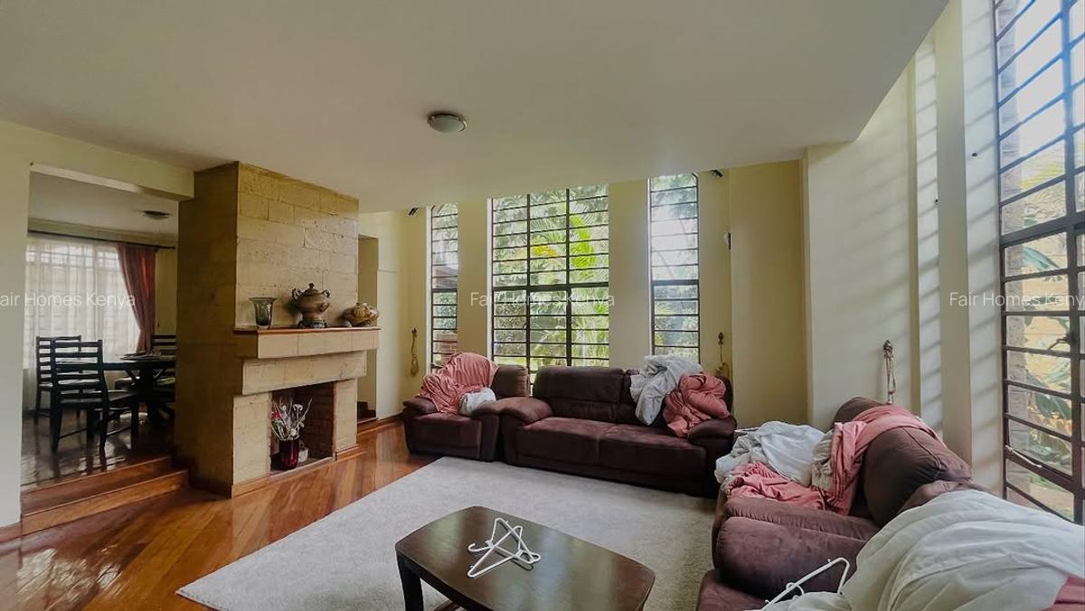 5 Bed Townhouse with En Suite at Kabasiran Avenue - 2