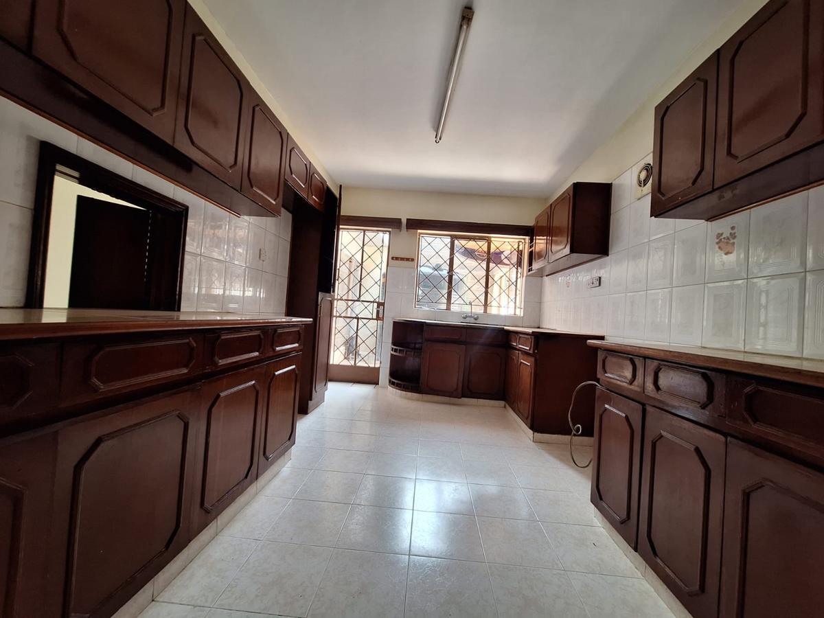 4 Bed Townhouse with En Suite at Kileleshwa - 12