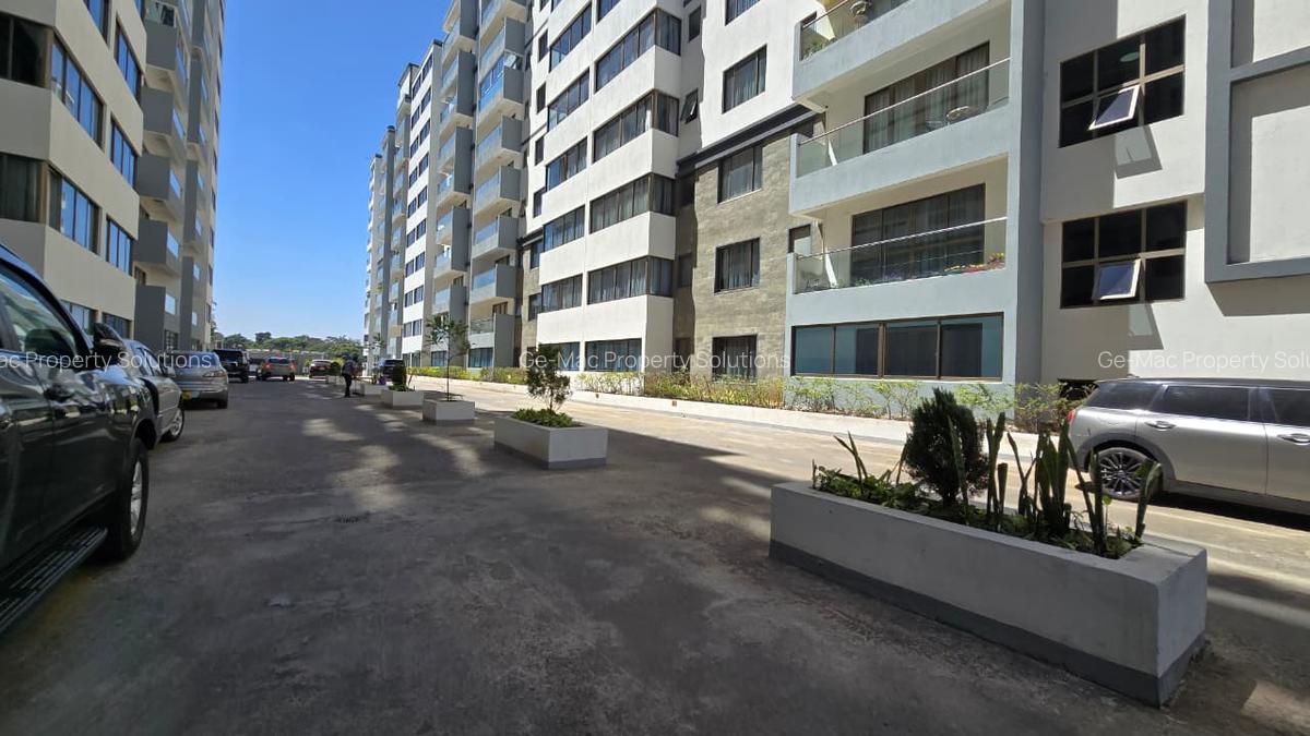 4 Bed Apartment with En Suite in Lavington - 17