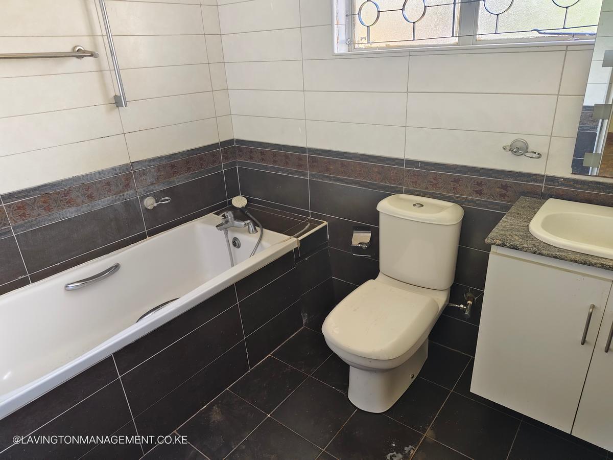 4 Bed Townhouse with Staff Quarters at Lavington Green - 11
