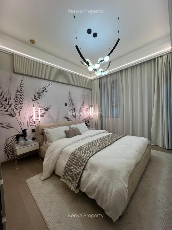 2 Bed Apartment with En Suite at Lavington - 6