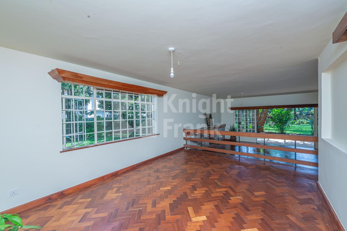 4 Bed House with En Suite in Kitisuru - 3