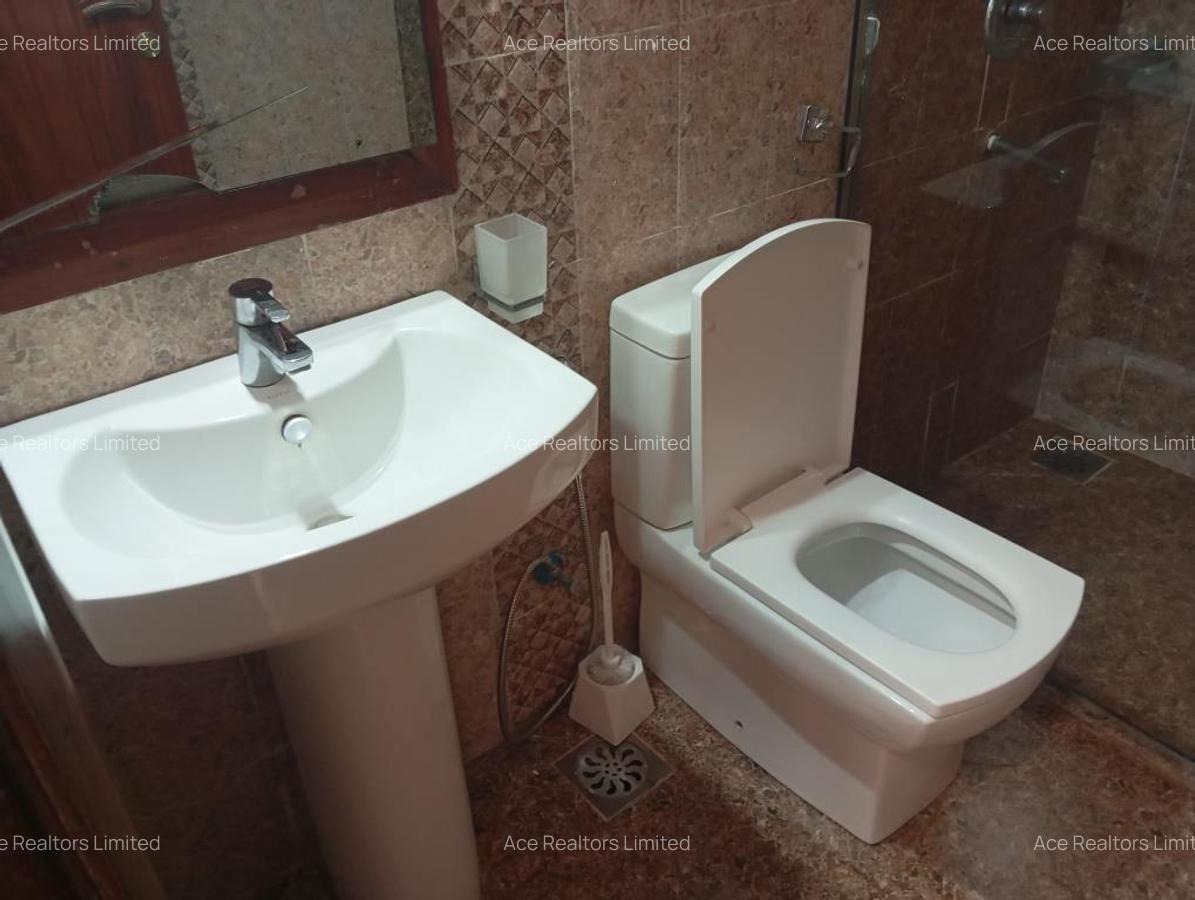 2 Bed Apartment with En Suite at Nyangumi Road Nairobi - 13